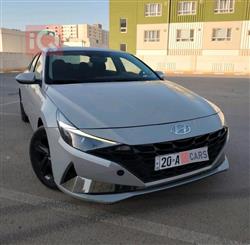 هیۆندای ئەلەنترا